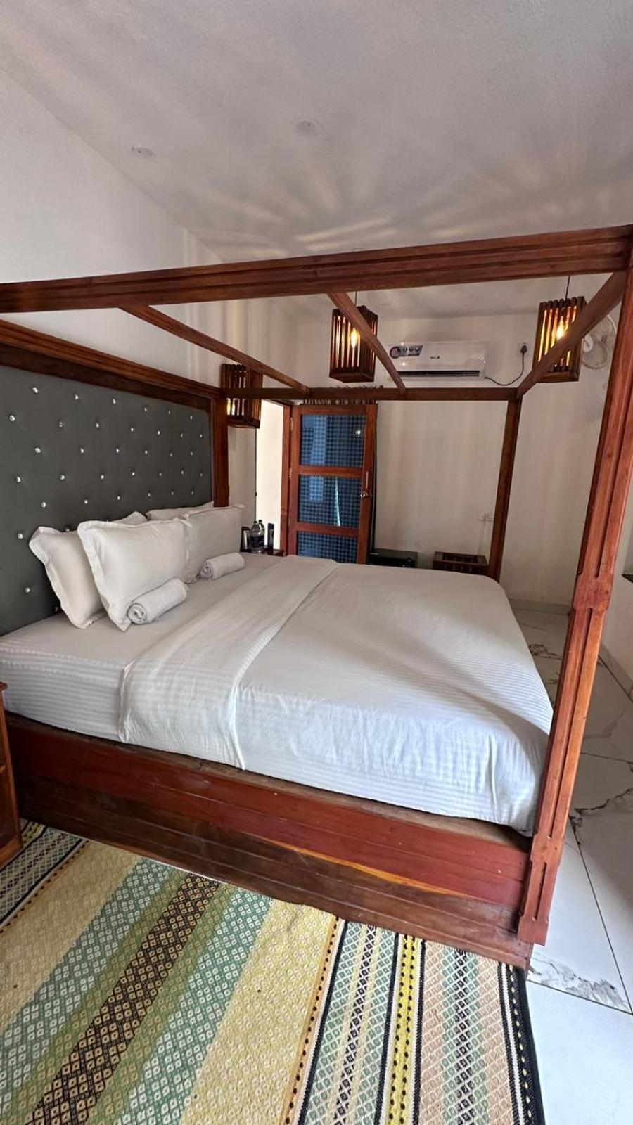 Bed and Breakfast Nidra By Sarwaa Варкала Экстерьер фото